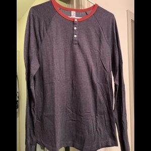 Men’s long sleeve tee